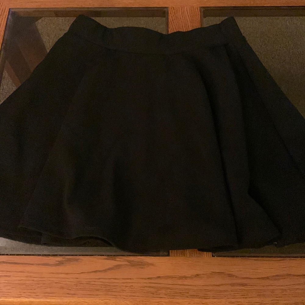 Black mini skirt- M